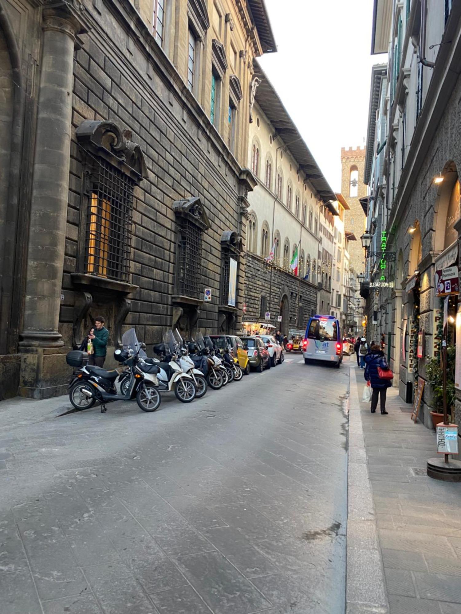 Апартаменты Un Bacio A Firenze Экстерьер фото