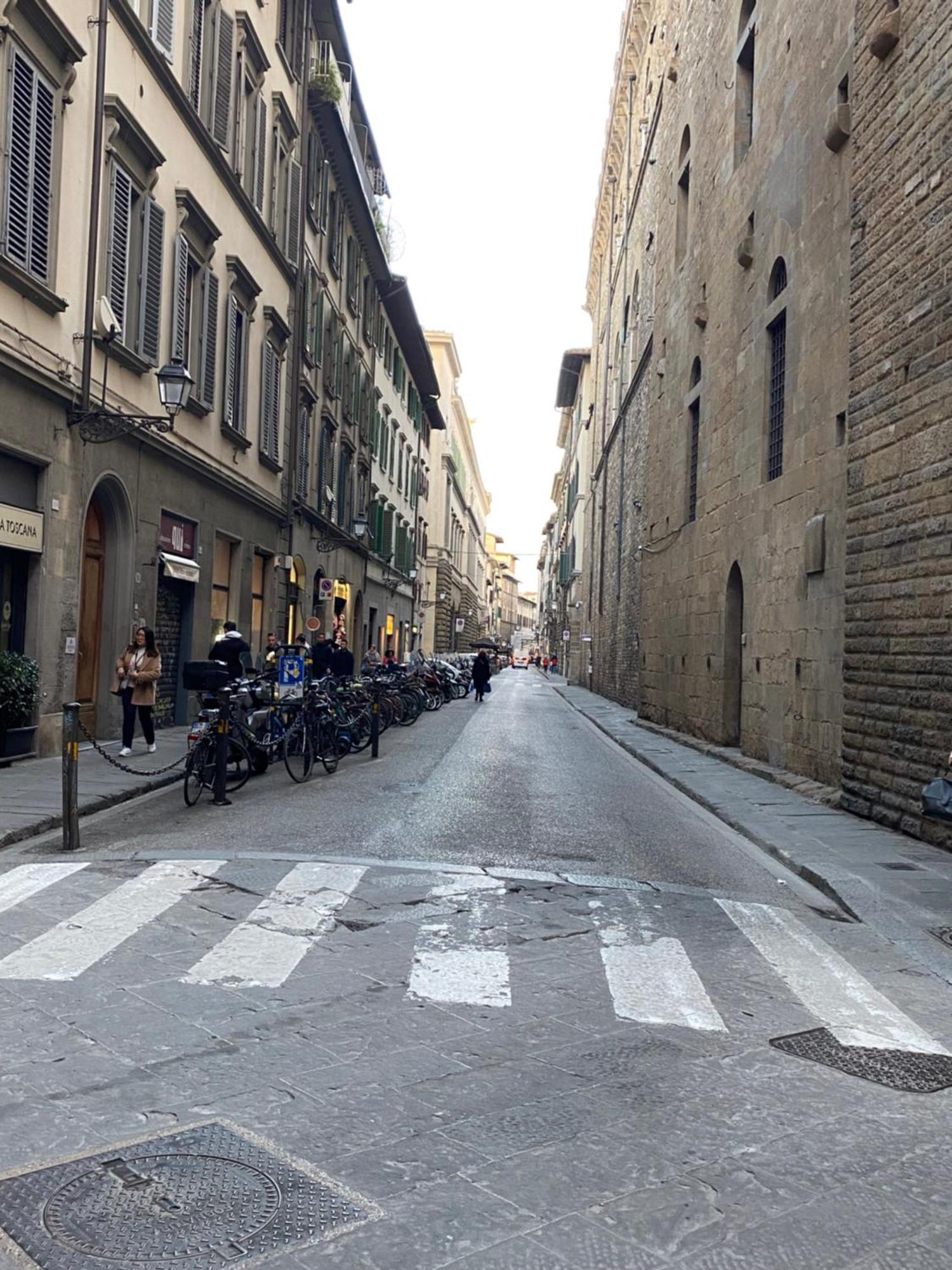 Апартаменты Un Bacio A Firenze Экстерьер фото